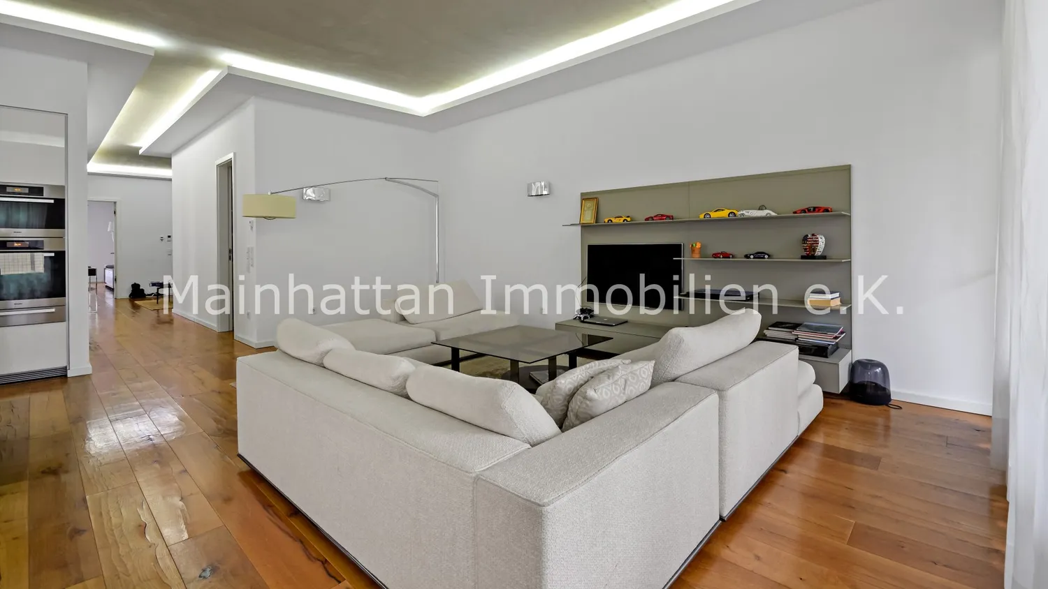 3 Zimmer Wohnung mit 165 m² in Frankfurt am Main – Bild 1