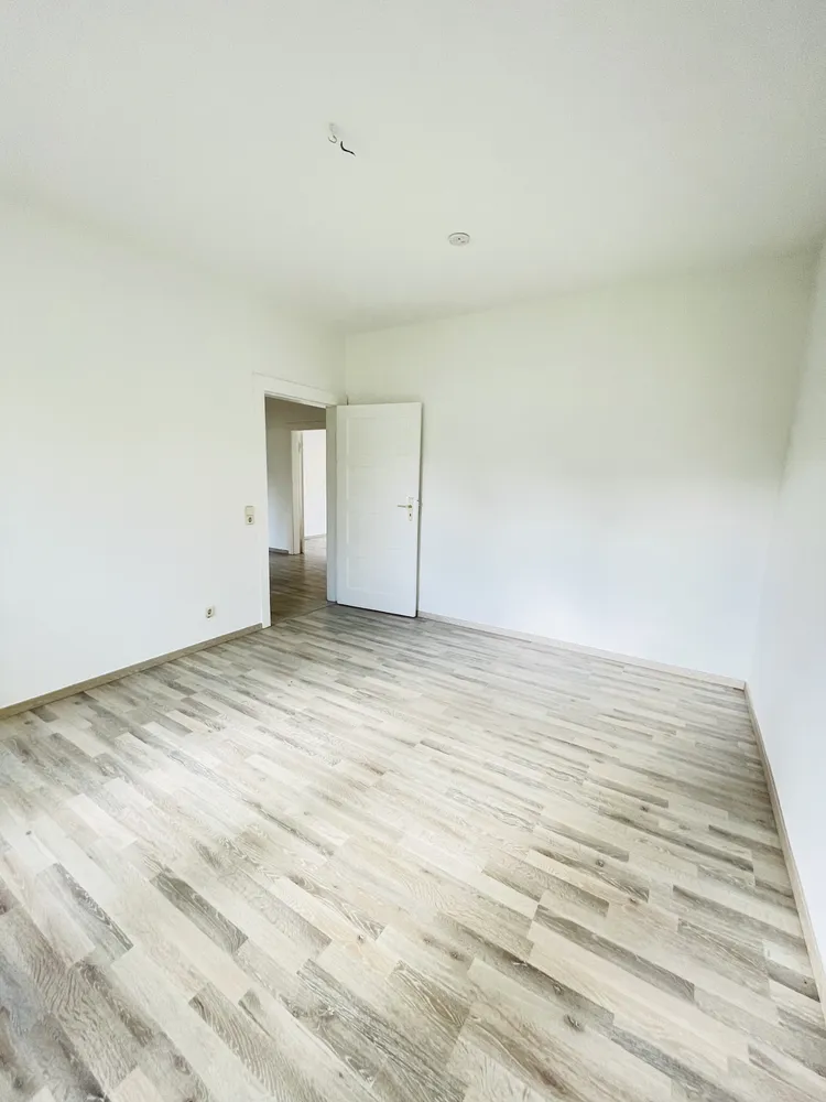 3 Zimmer Wohnung mit 61 m² in Magdeburg – Bild 3