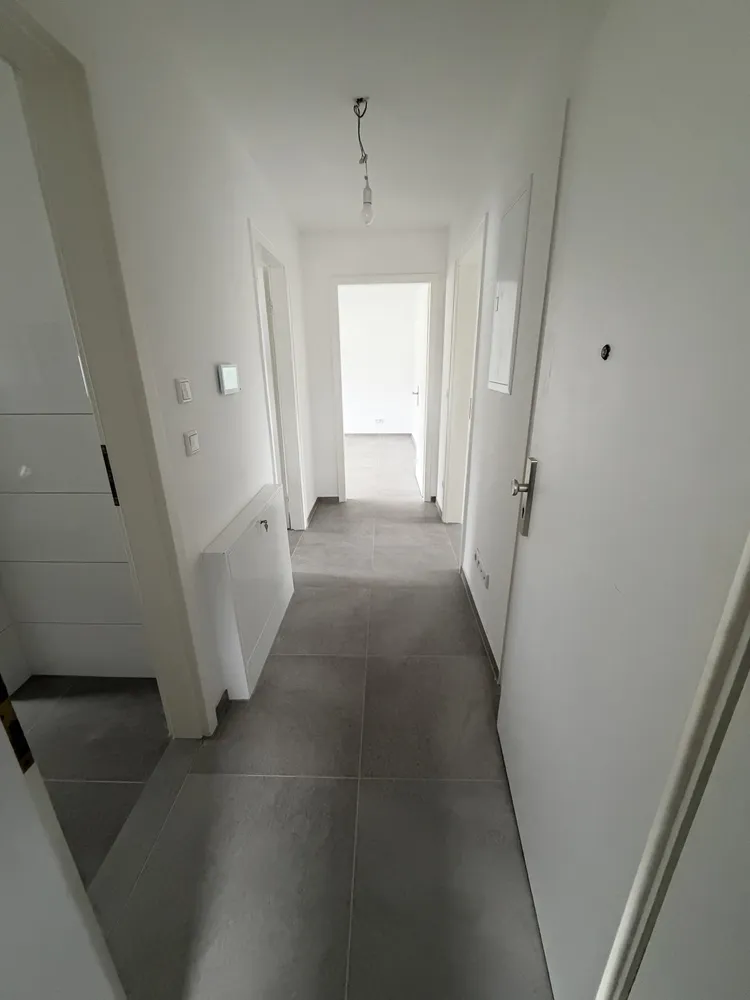 5 Zimmer Wohnung mit 110 m² in Krefeld – Bild 2