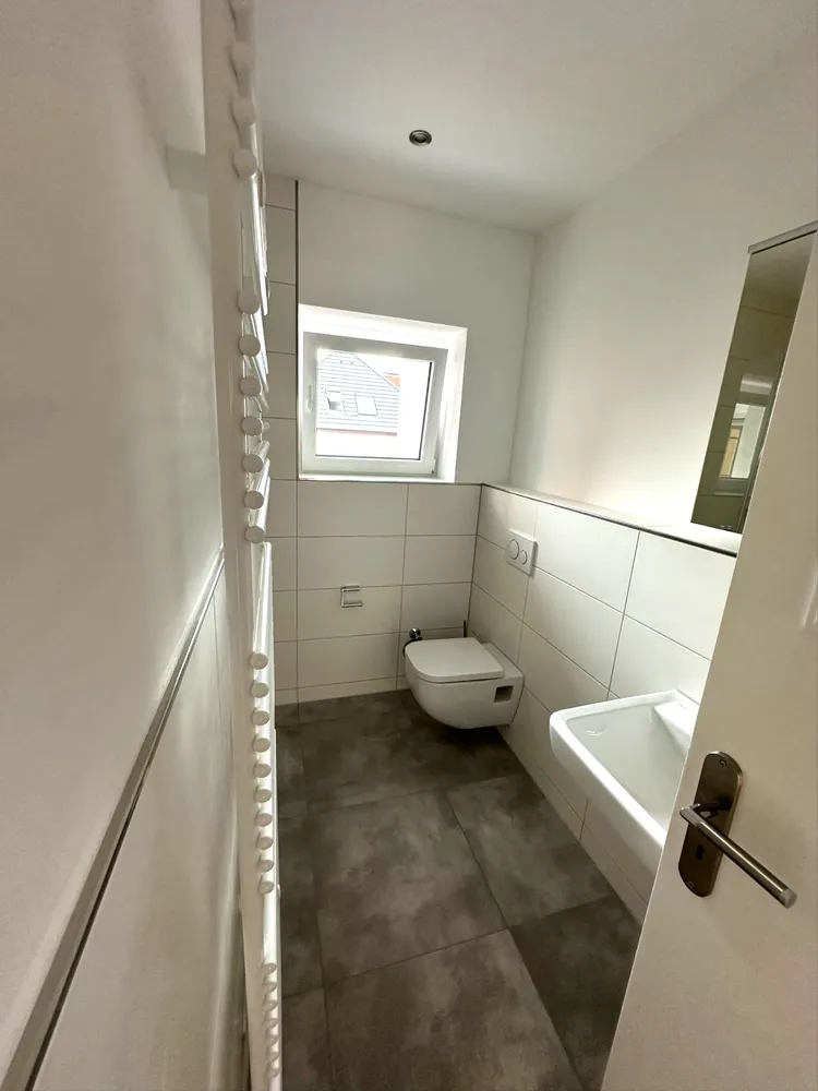 4 Zimmer Wohnung mit 130 m² in Homburg – Bild 7