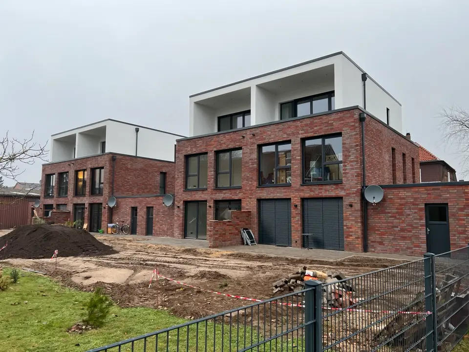 4 Zimmer Haus mit 145 m² in Celle – Bild 1