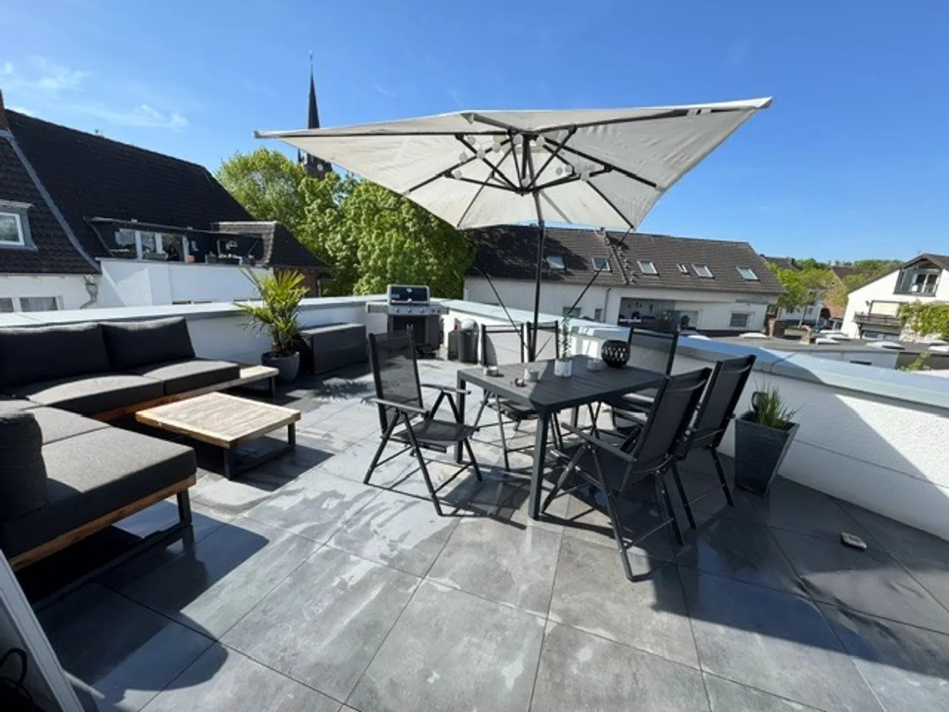 4 Zimmer Wohnung mit 135 m² in Hürth – Bild 12