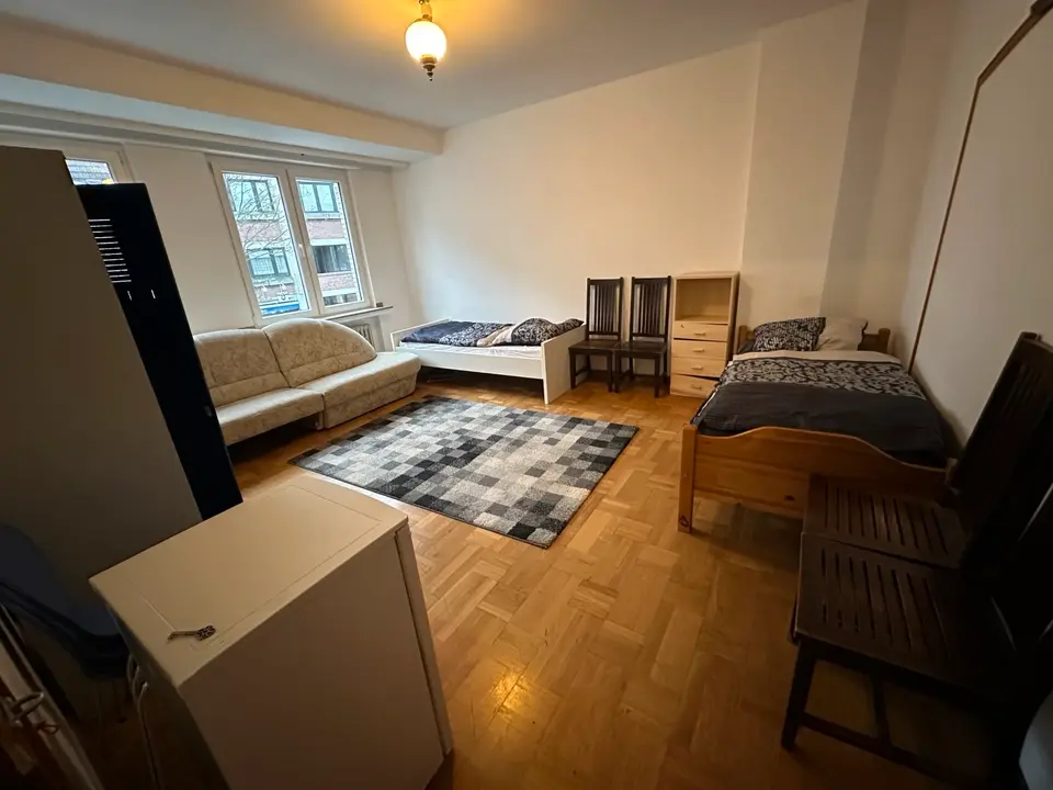 WG-Zimmer mit 120 m² in Hürth – Bild 1
