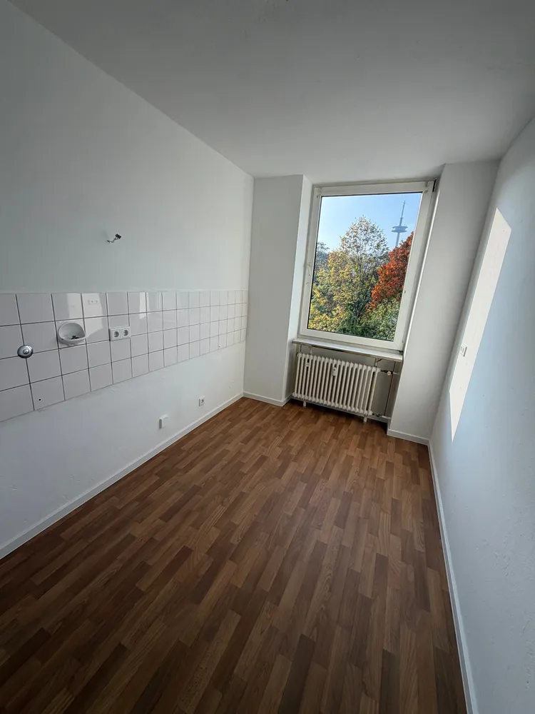 4 Zimmer Wohnung mit 95 m² in Regensburg – Bild 3