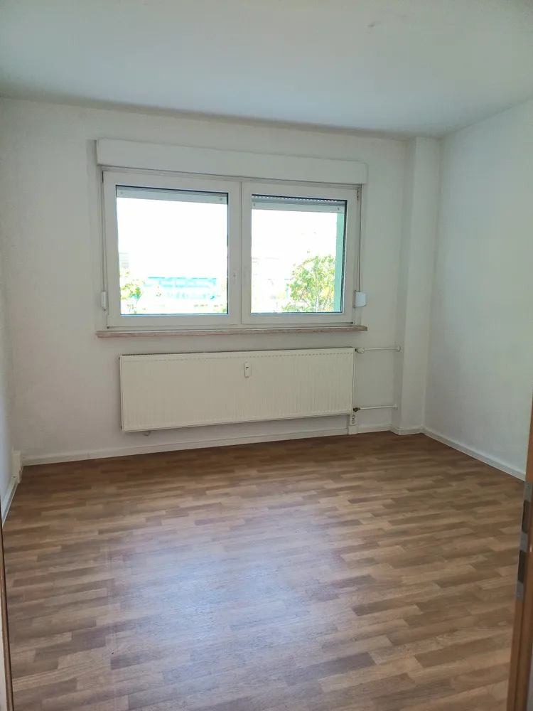 2 Zimmer Wohnung mit 52 m² in Halle (Saale) – Bild 4