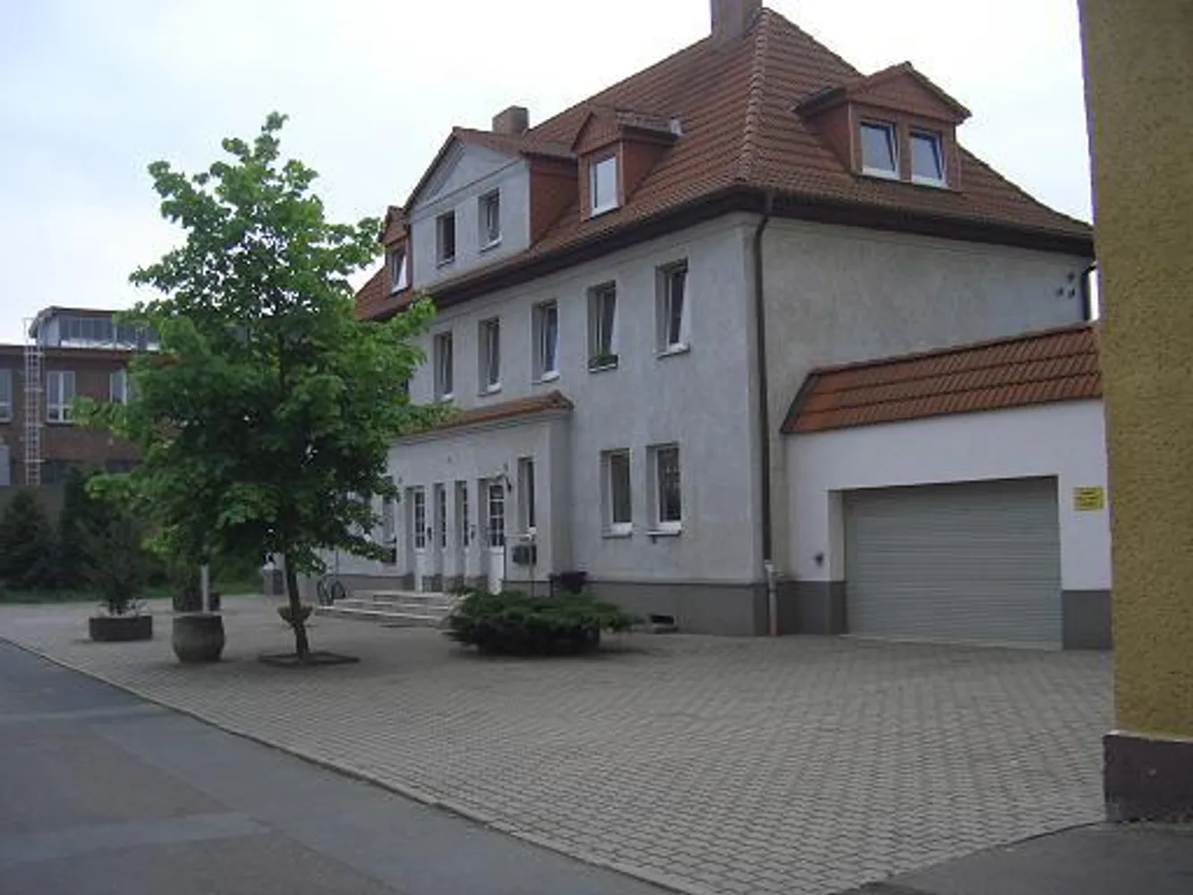 1 Zimmer Wohnung mit 38 m² in Bitterfeld-Wolfen – Bild 2
