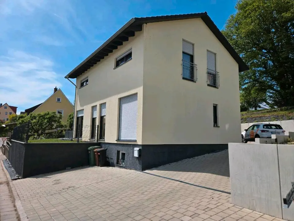 4 Zimmer Haus mit 156 m² in Ansbach – Bild 1