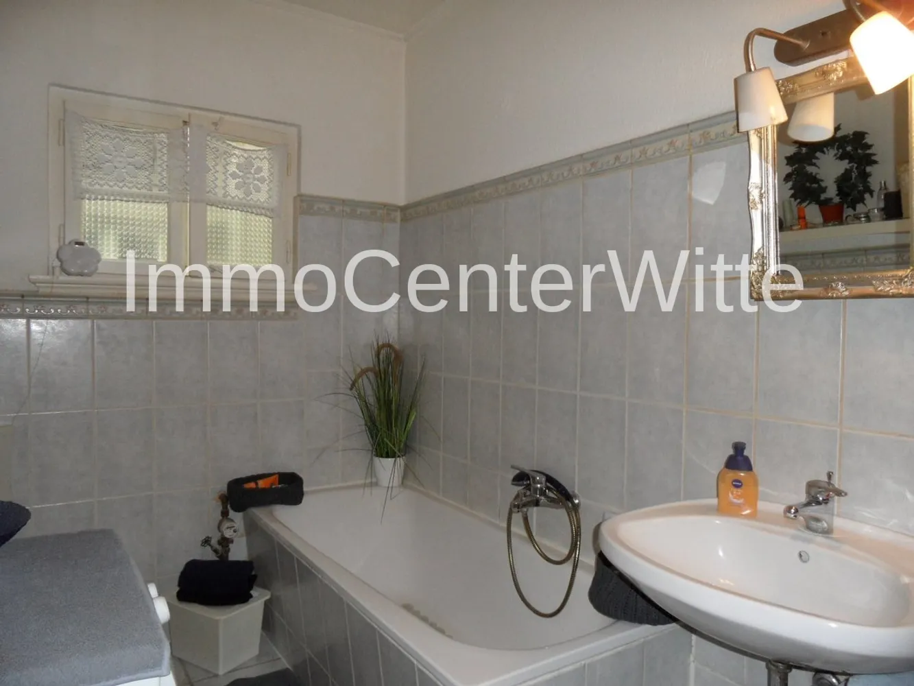 4 Zimmer Wohnung mit 102 m² in Pinneberg – Bild 8
