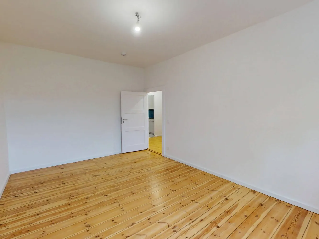 2 Zimmer Wohnung mit 60 m² in Berlin – Bild 2