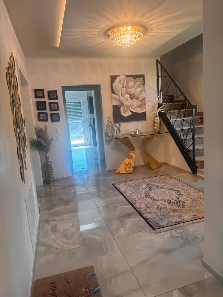 6 Zimmer Haus mit 166 m² in Rüsselsheim am Main – Bild 4