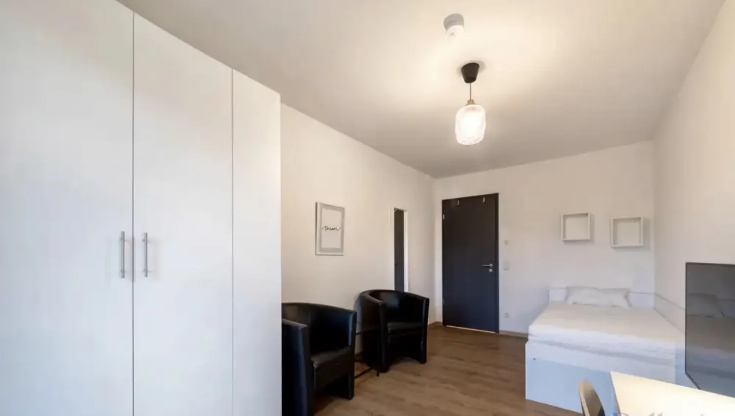 1 Zimmer Wohnung mit 59 m² in Frankfurt am Main – Bild 10