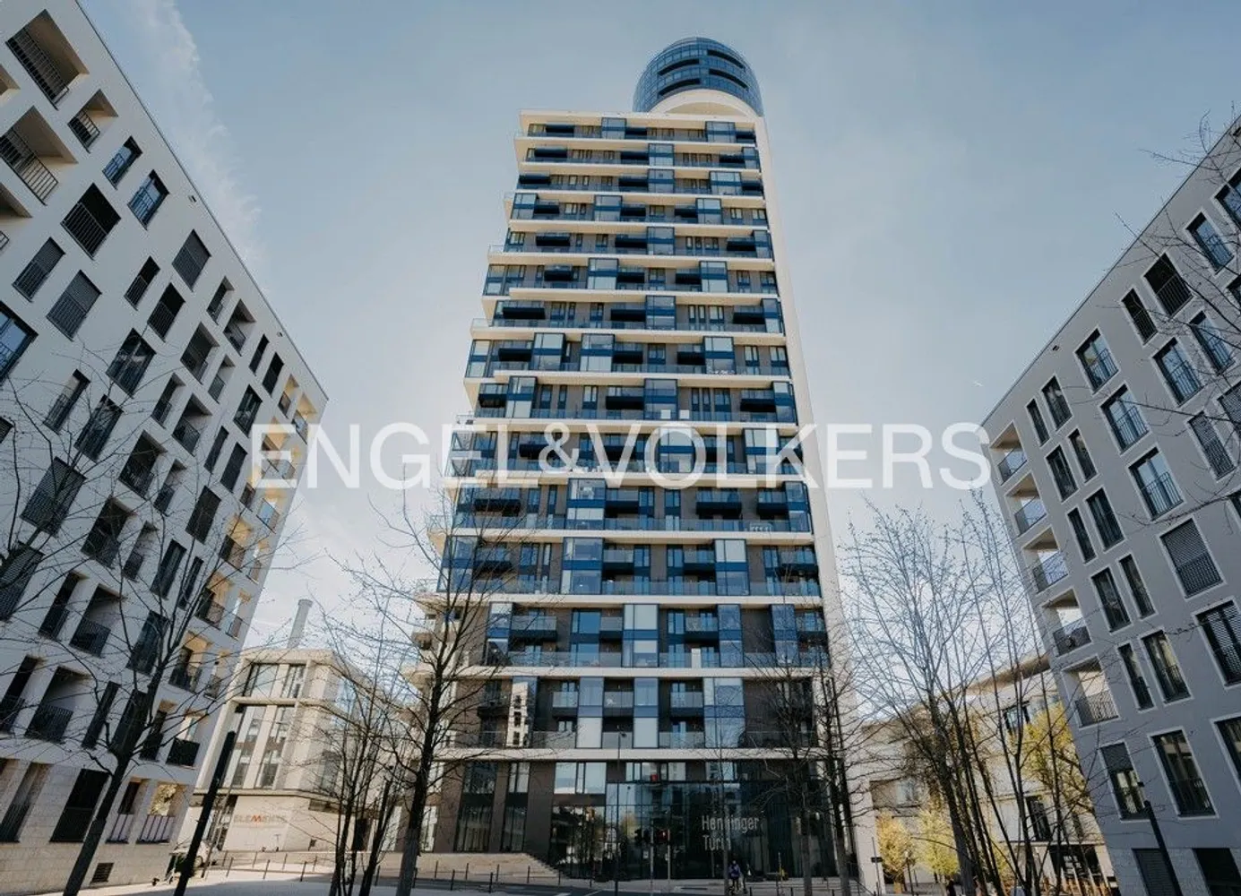 2 Zimmer Wohnung mit 67 m² in Frankfurt am Main – Bild 2