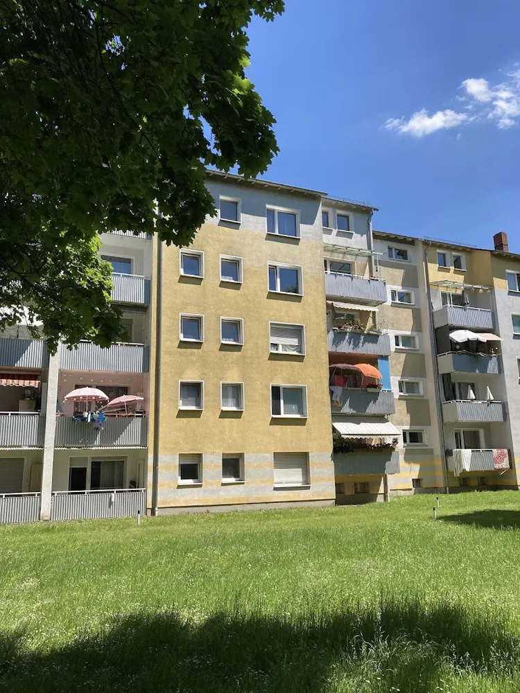 4 room apartment with 83 m² in Frankfurt am Main – Photo 1