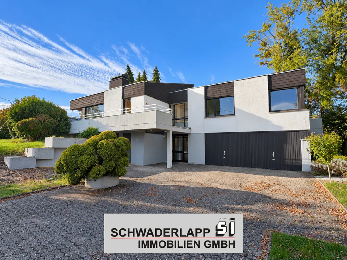 6 Zimmer Haus mit 218 m² in Neuwied – Bild 1
