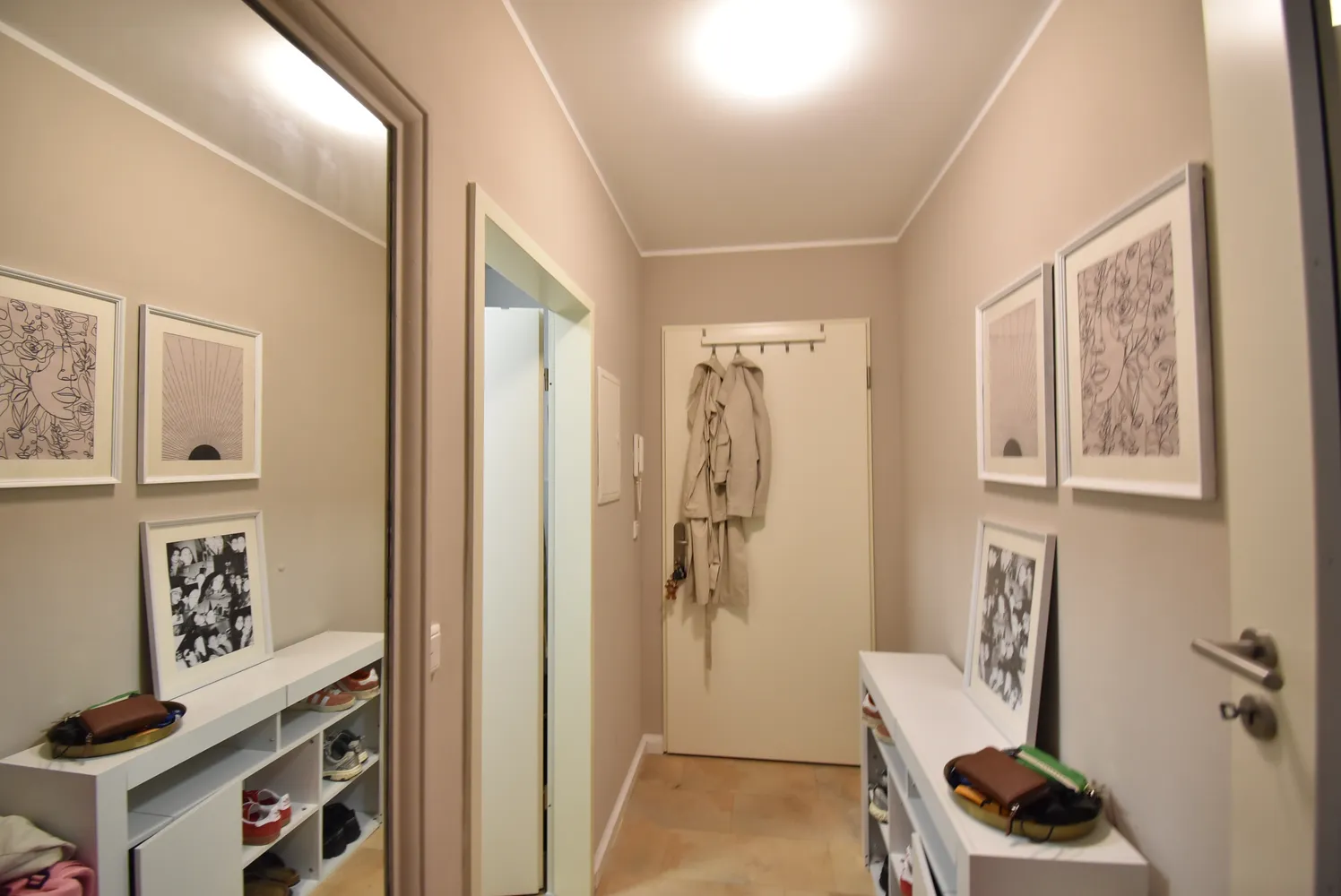 2 Zimmer Wohnung mit 49 m² in Düsseldorf – Bild 2