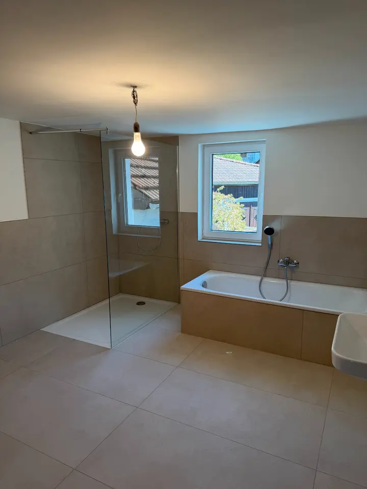 4 Zimmer Wohnung mit 130 m² in Schmalkalden – Bild 10
