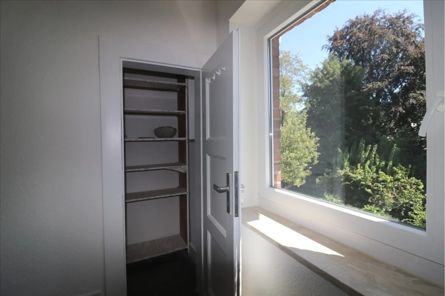 2 Zimmer Wohnung mit 60 m² in Krefeld – Bild 4
