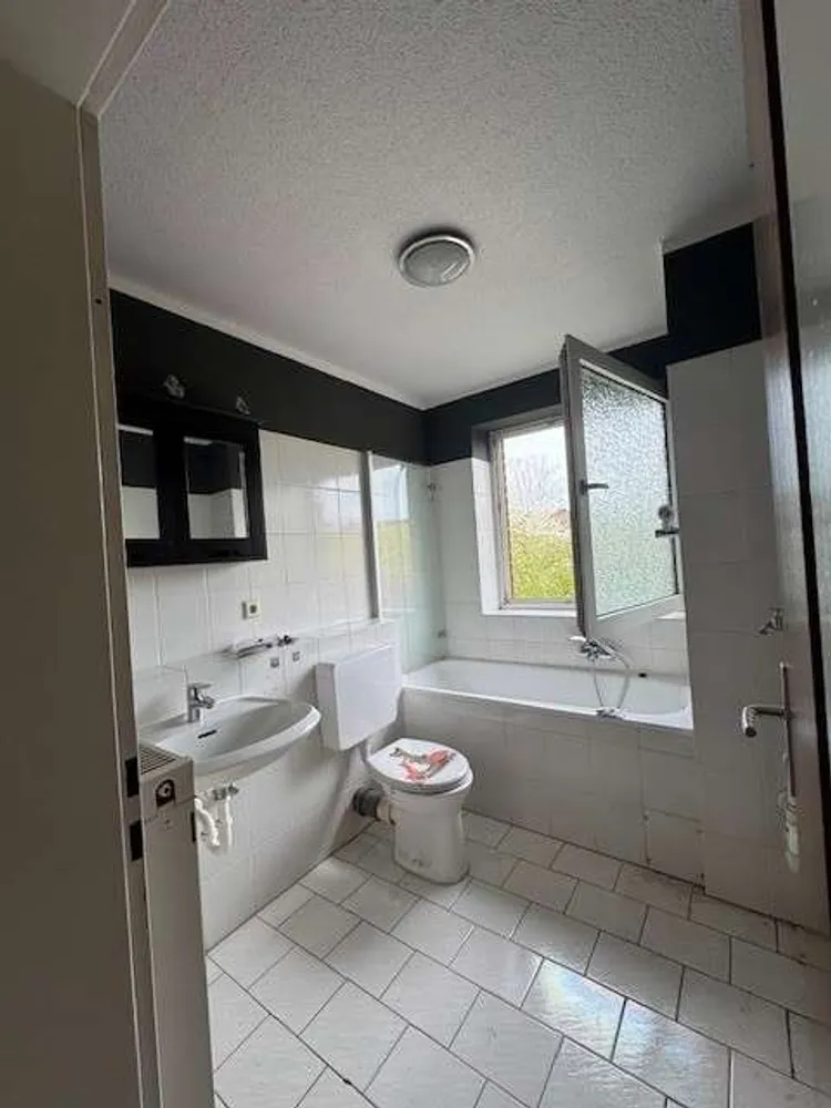 3 Zimmer Wohnung mit 69 m² in Duisburg – Bild 4