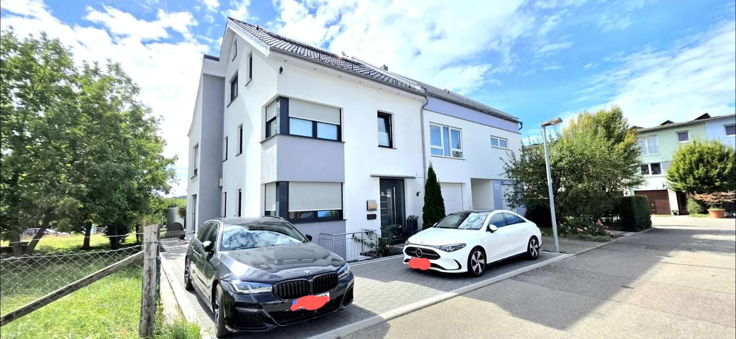 5 Zimmer Wohnung mit 126 m² in Stuttgart – Bild 2