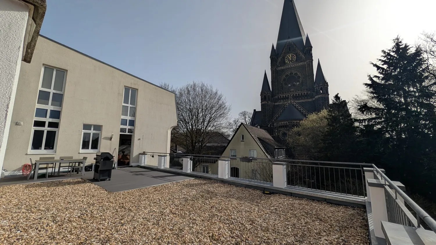 2 Zimmer Wohnung mit 85 m² in Solingen – Bild 1