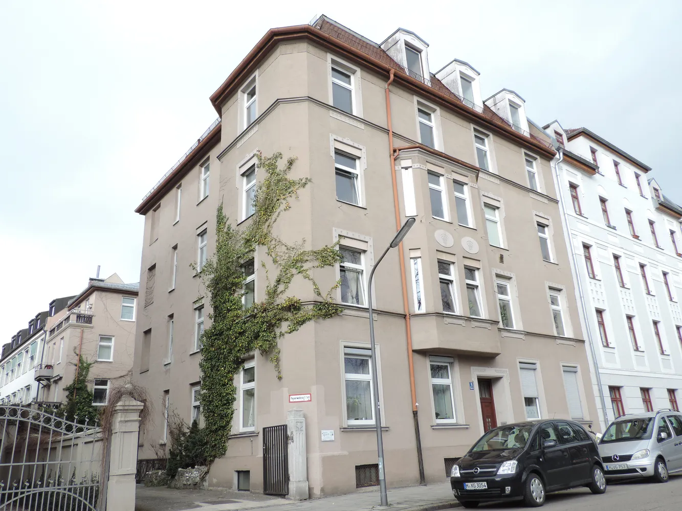 1 Zimmer Wohnung mit 70 m² in München – Bild 6