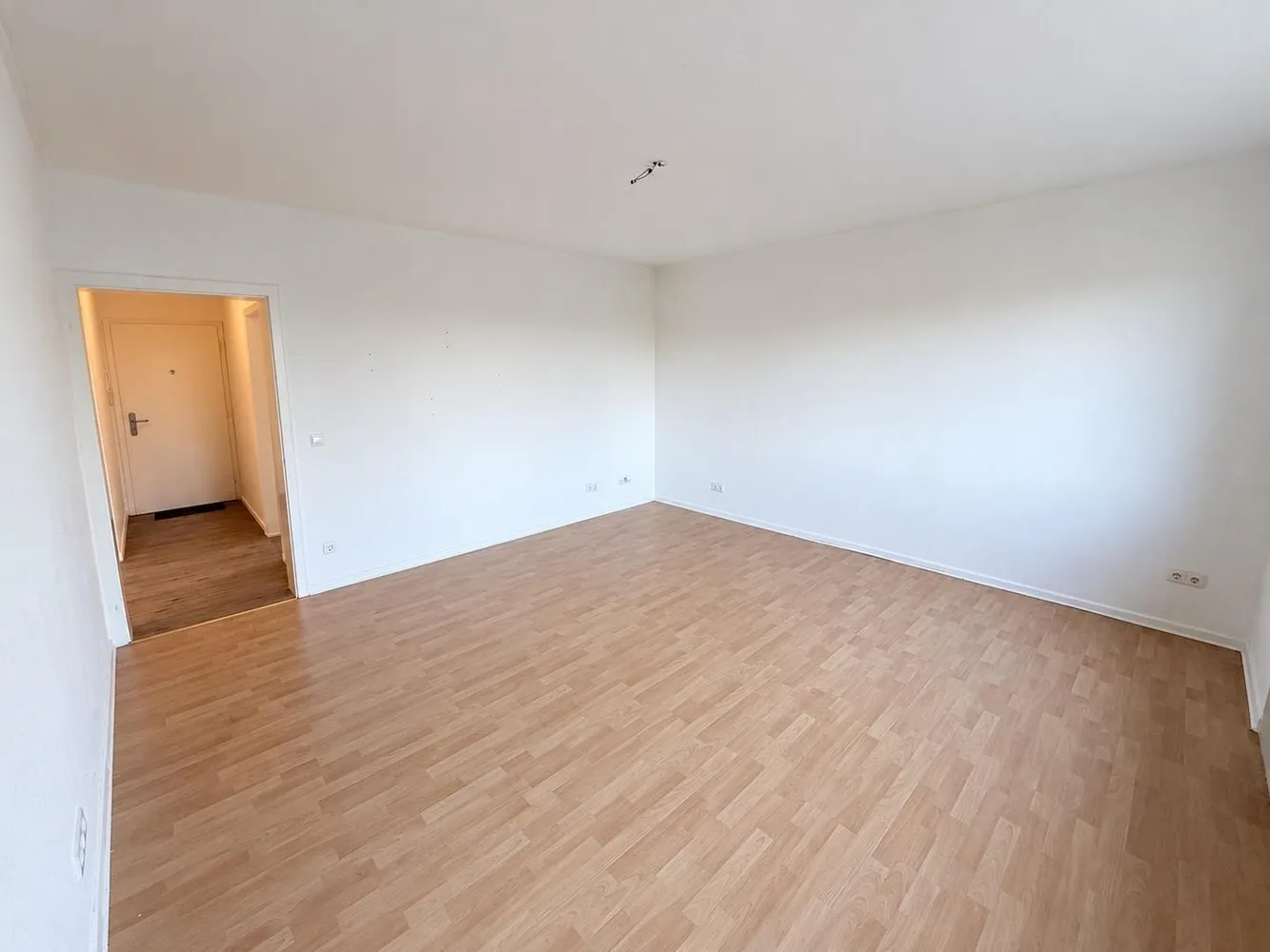2 Zimmer Wohnung mit 60 m² in Hamburg – Bild 8