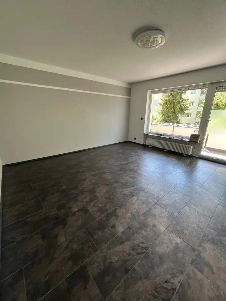 2 Zimmer Wohnung mit 60 m² in Wiesbaden – Bild 1