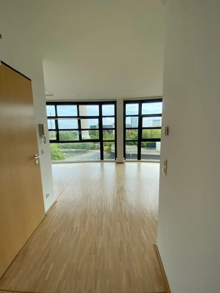 2 Zimmer Wohnung mit 84 m² in Düsseldorf – Bild 9
