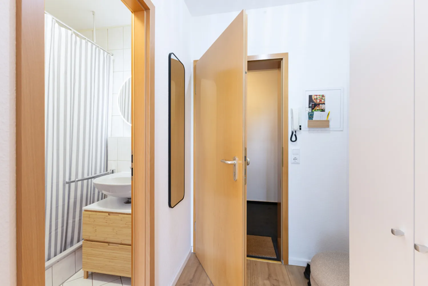 1 Zimmer Wohnung mit 27 m² in Köln – Bild 9
