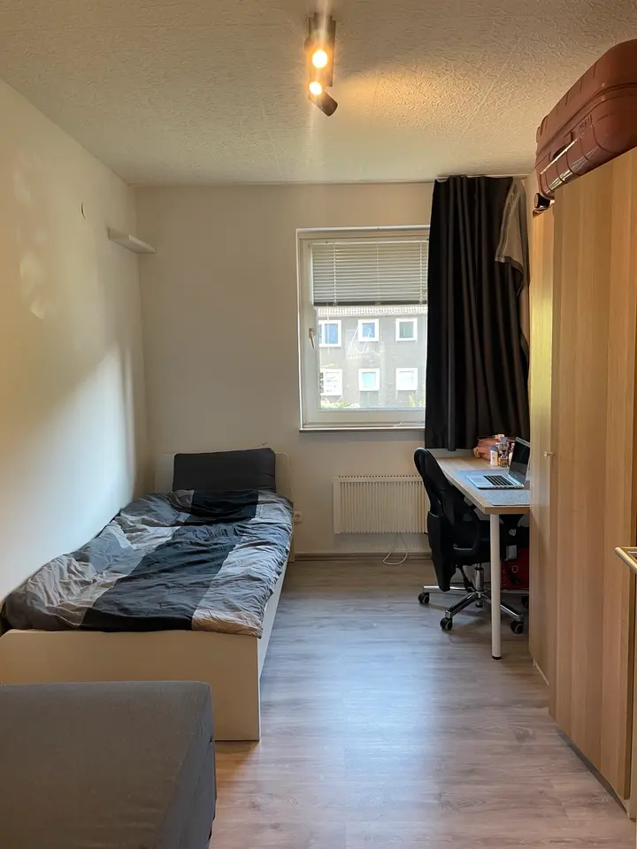 WG-Zimmer mit 65 m² in Essen – Bild 1