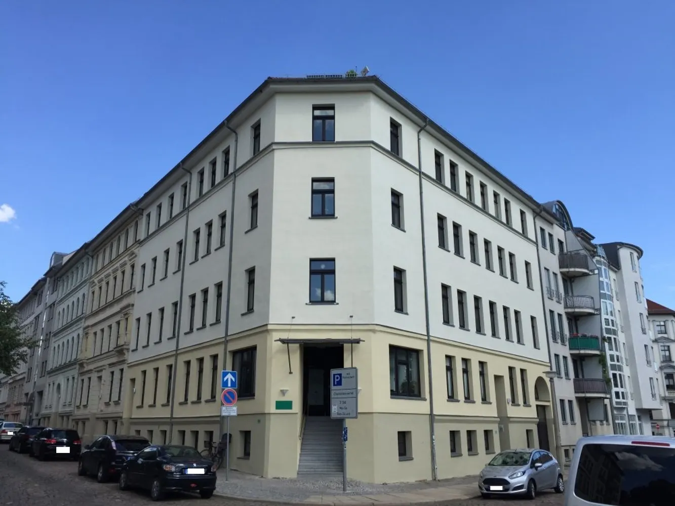 3 Zimmer Wohnung mit 77 m² in Halle (Saale) – Bild 1