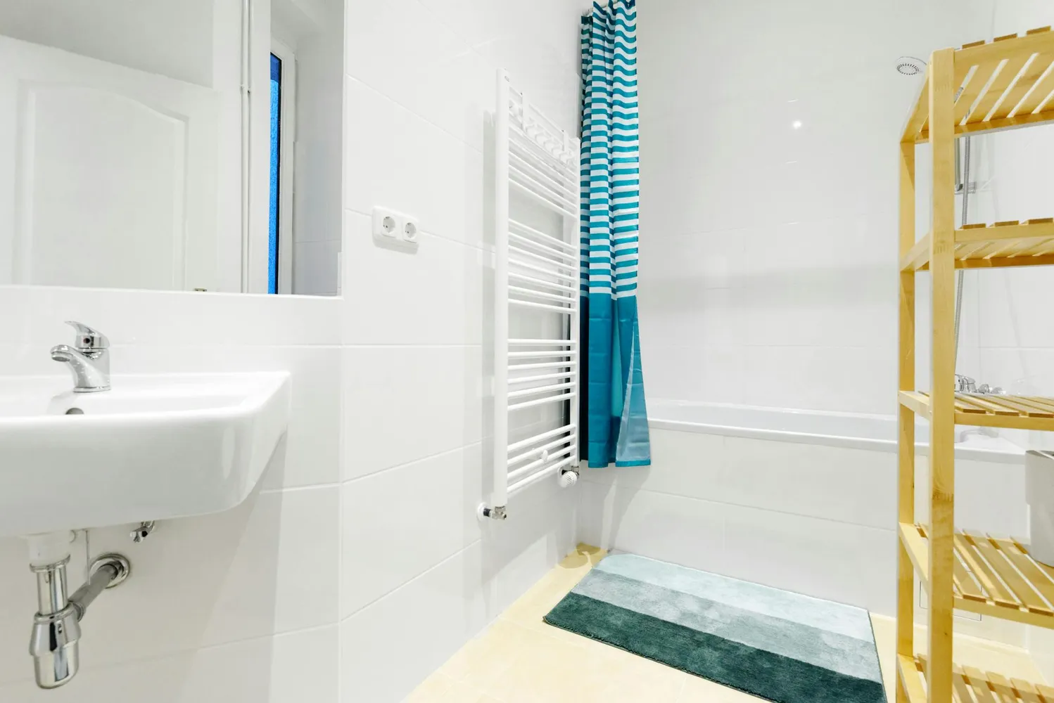 Shared room with 13 m² in Berlin – Photo 5