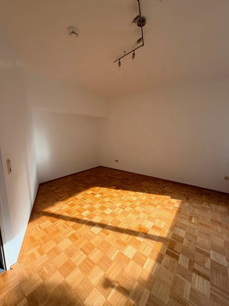 2 Zimmer Wohnung mit 58 m² in Köln – Bild 2
