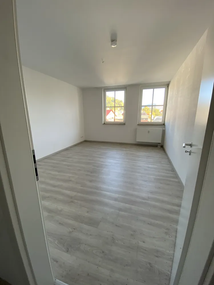3 Zimmer Wohnung mit 107 m² in Suhl – Bild 2