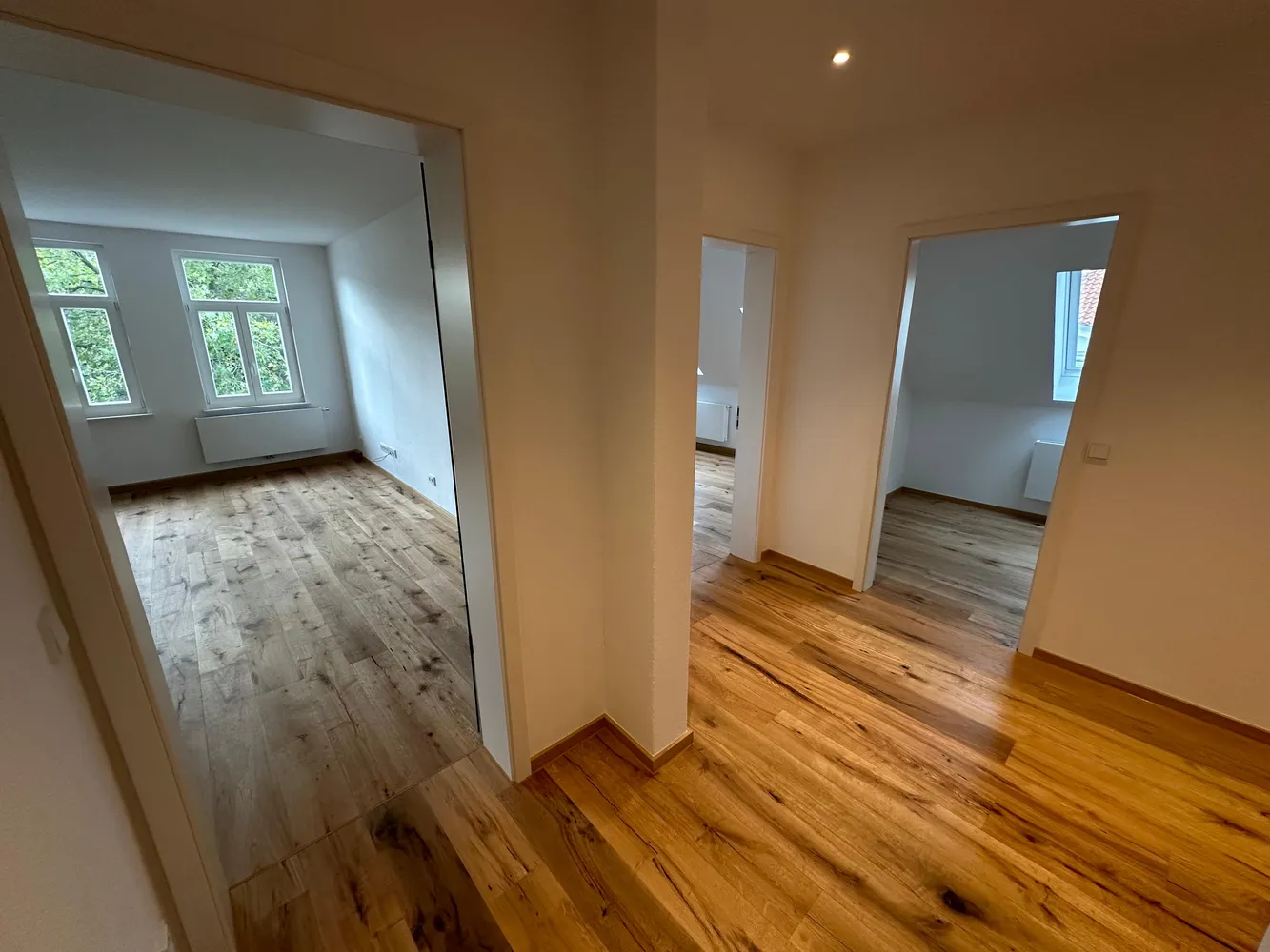 4 room apartment with 90 m² in Hanover – Photo 3