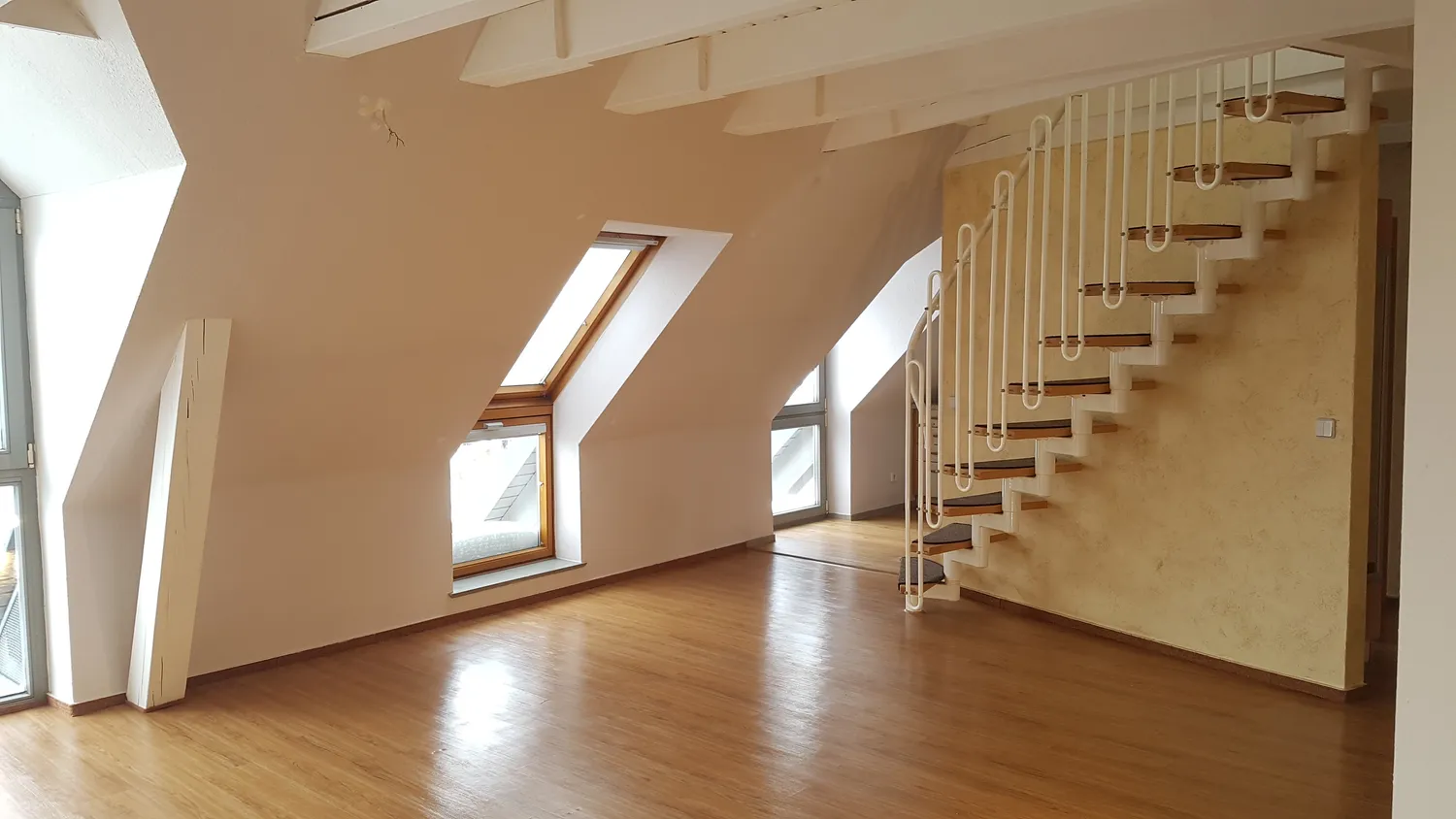 4 Zimmer Wohnung mit 107 m² in Delitzsch – Bild 11
