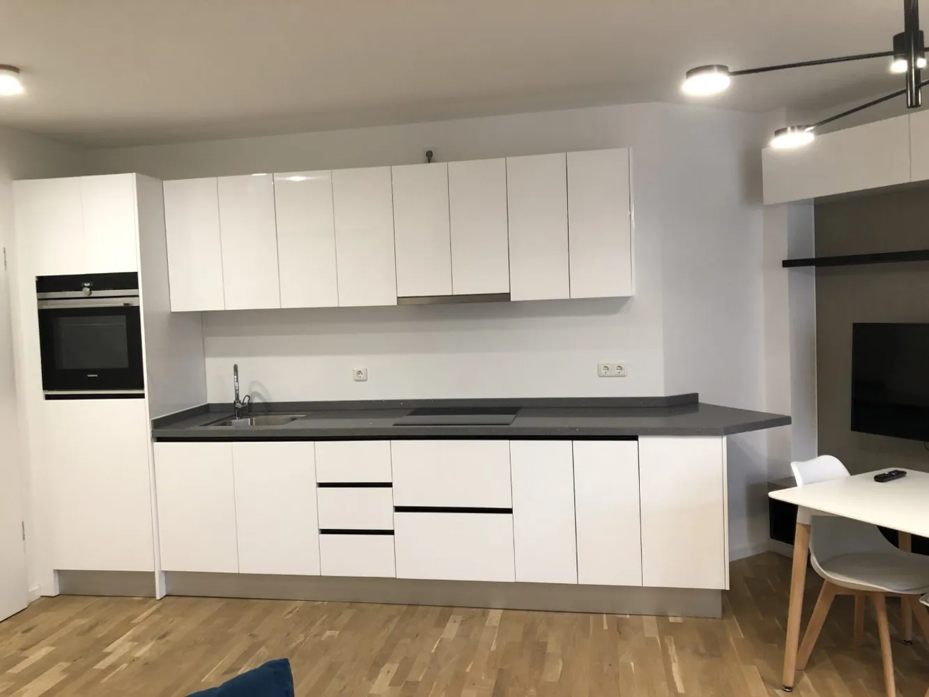 2 Zimmer Wohnung mit 42 m² in Frankfurt am Main – Bild 3