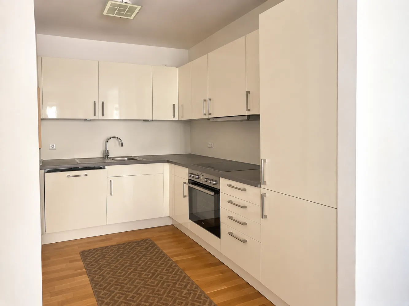 3 Zimmer Wohnung mit 80 m² in Berlin – Bild 1