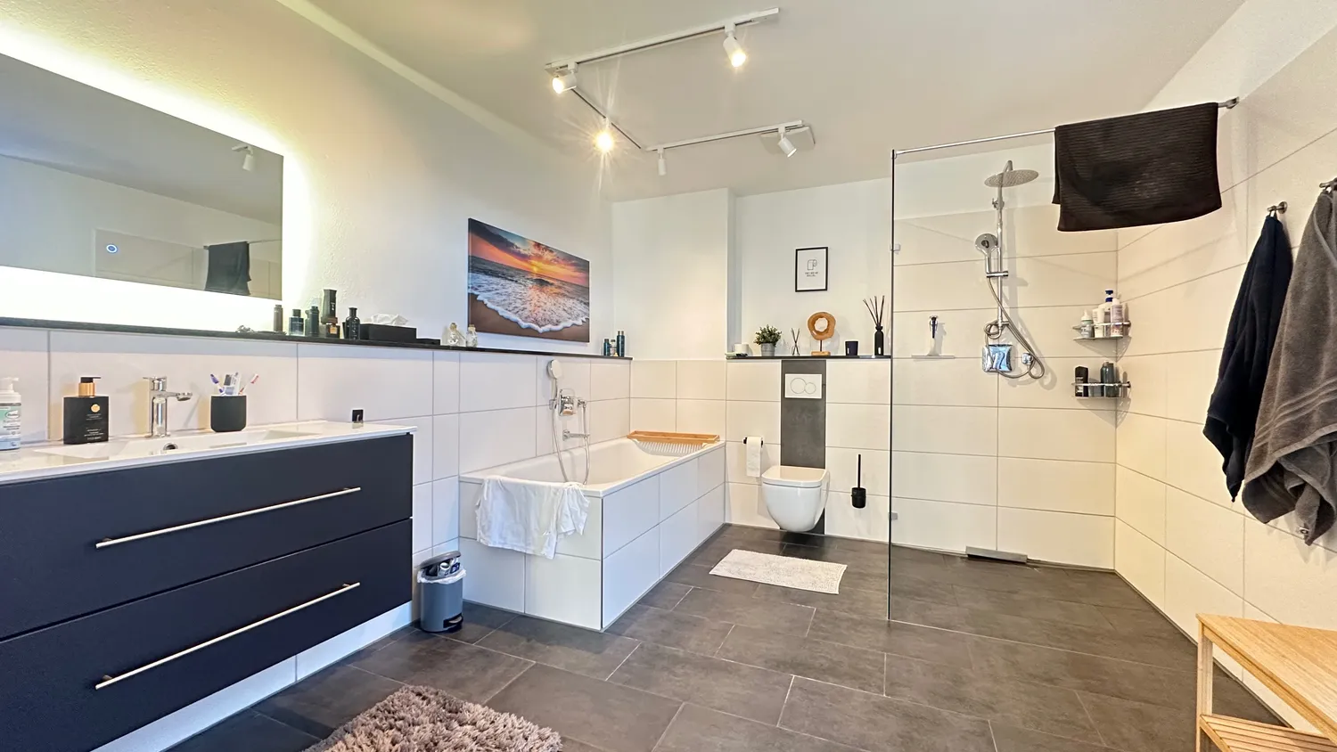 2 Zimmer Wohnung mit 101 m² in Kleve – Bild 2