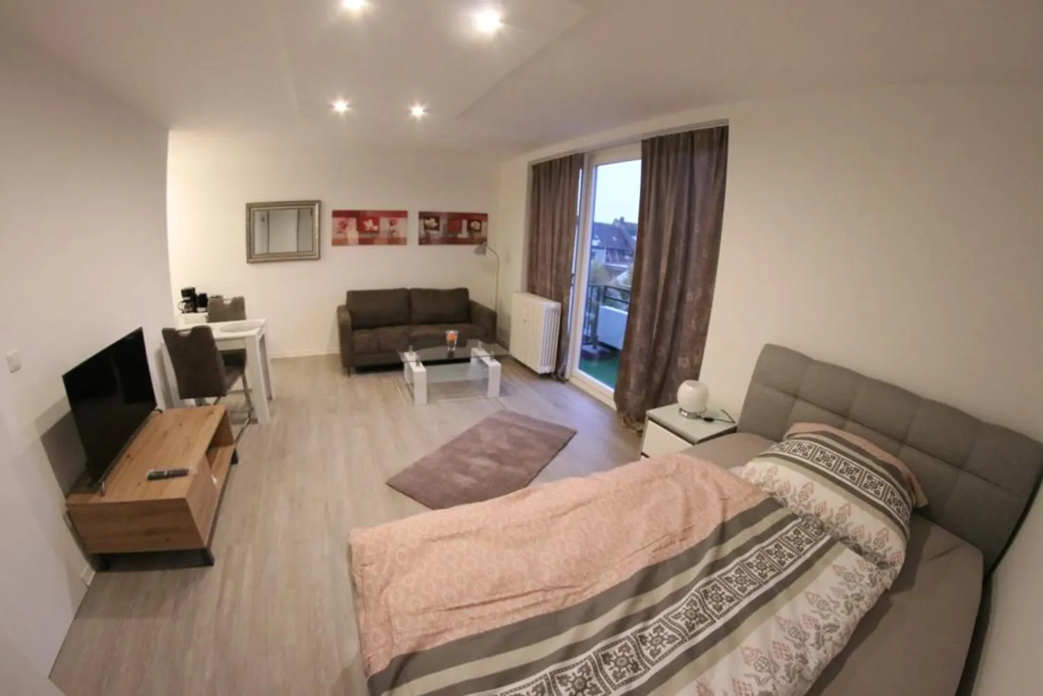 1 Zimmer Wohnung mit 30 m² in Düsseldorf – Bild 1