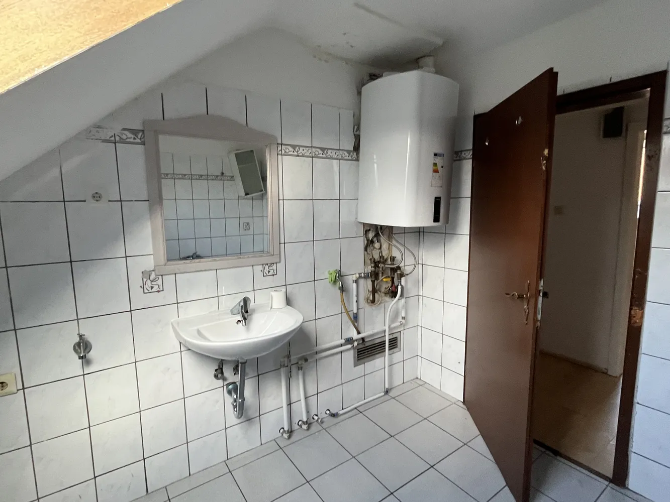4 Zimmer Wohnung mit 89 m² in Saarbrücken – Bild 3