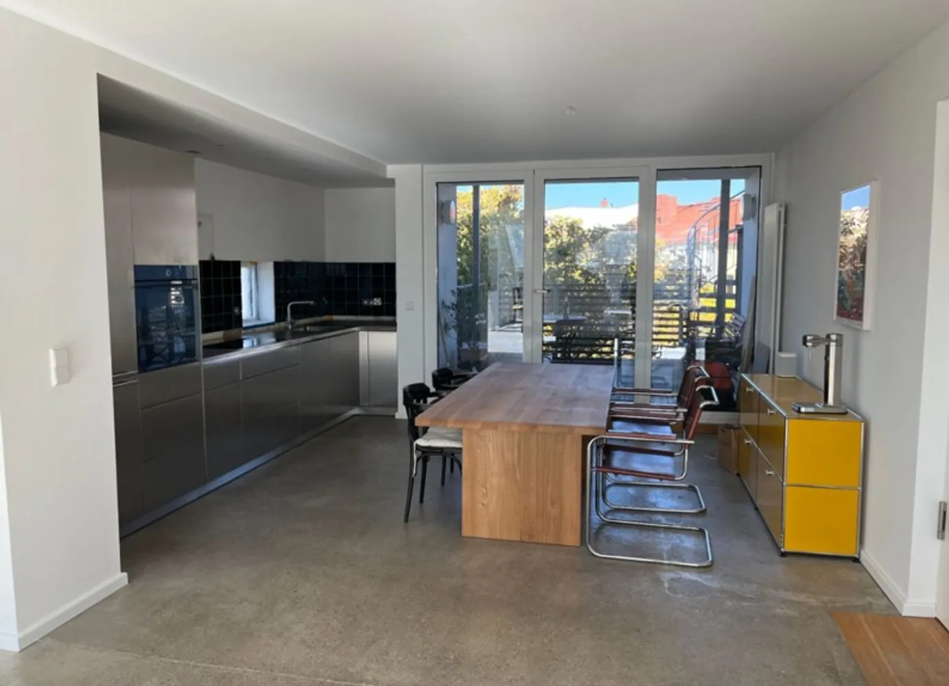 4 Zimmer Wohnung mit 126 m² in Berlin – Bild 2