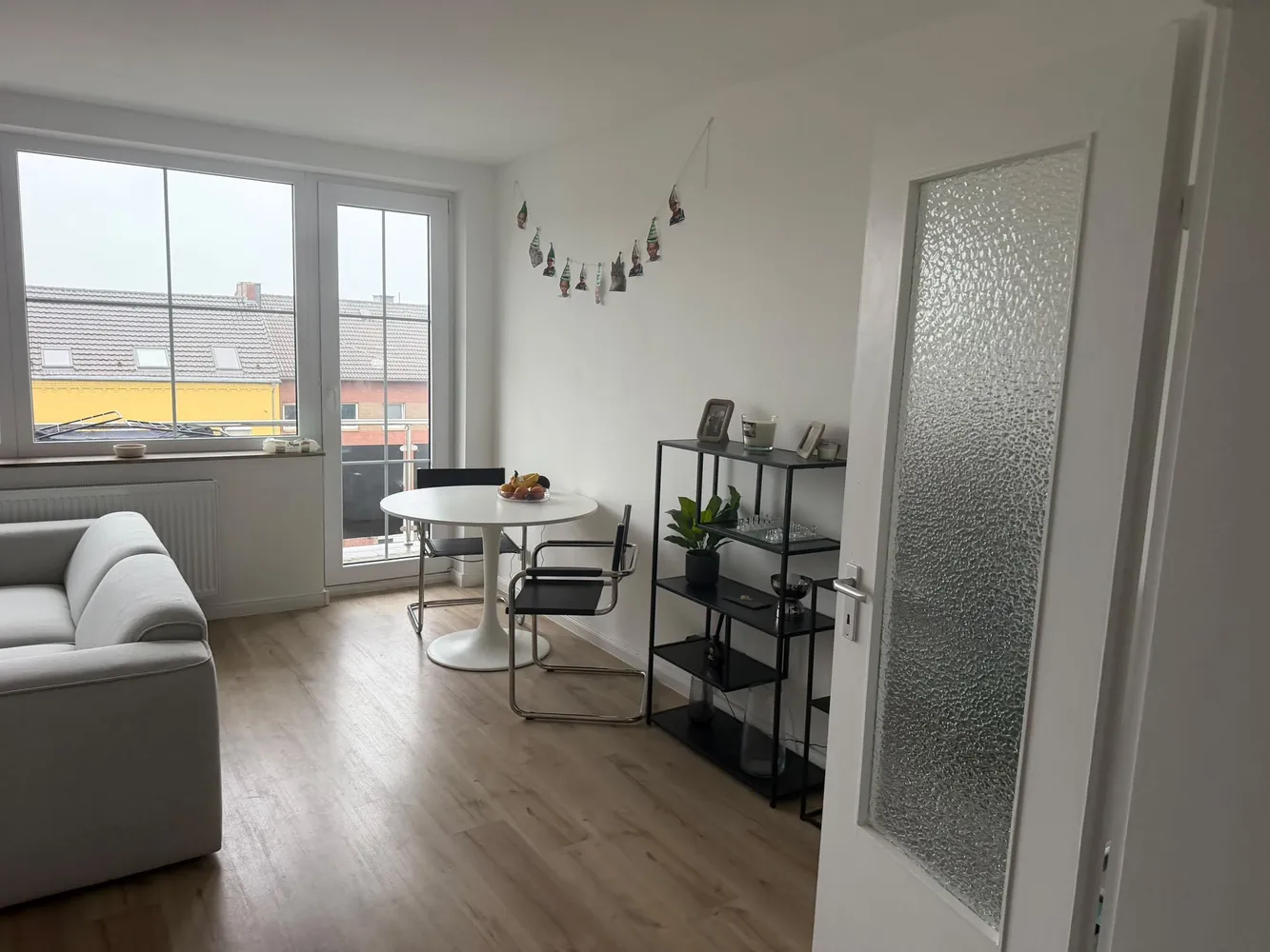 2 room apartment with 65 m² in Krefeld – Photo 3