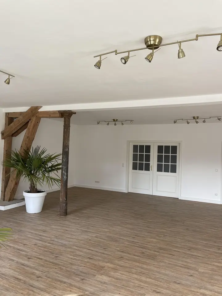 2 Zimmer Wohnung mit 110 m² in Traunstein – Bild 3