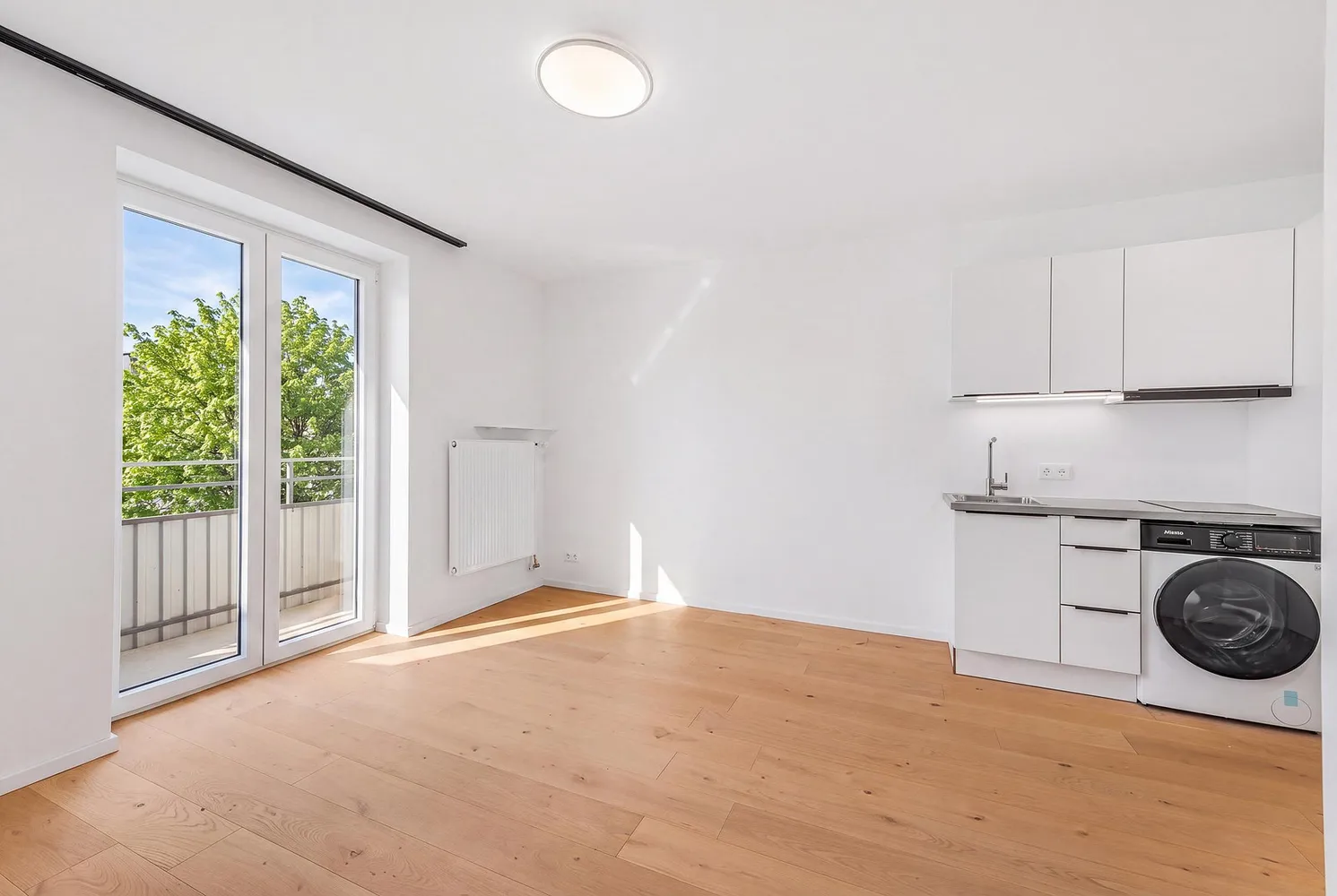 1 room apartment with 25 m² in Munich – Photo 3