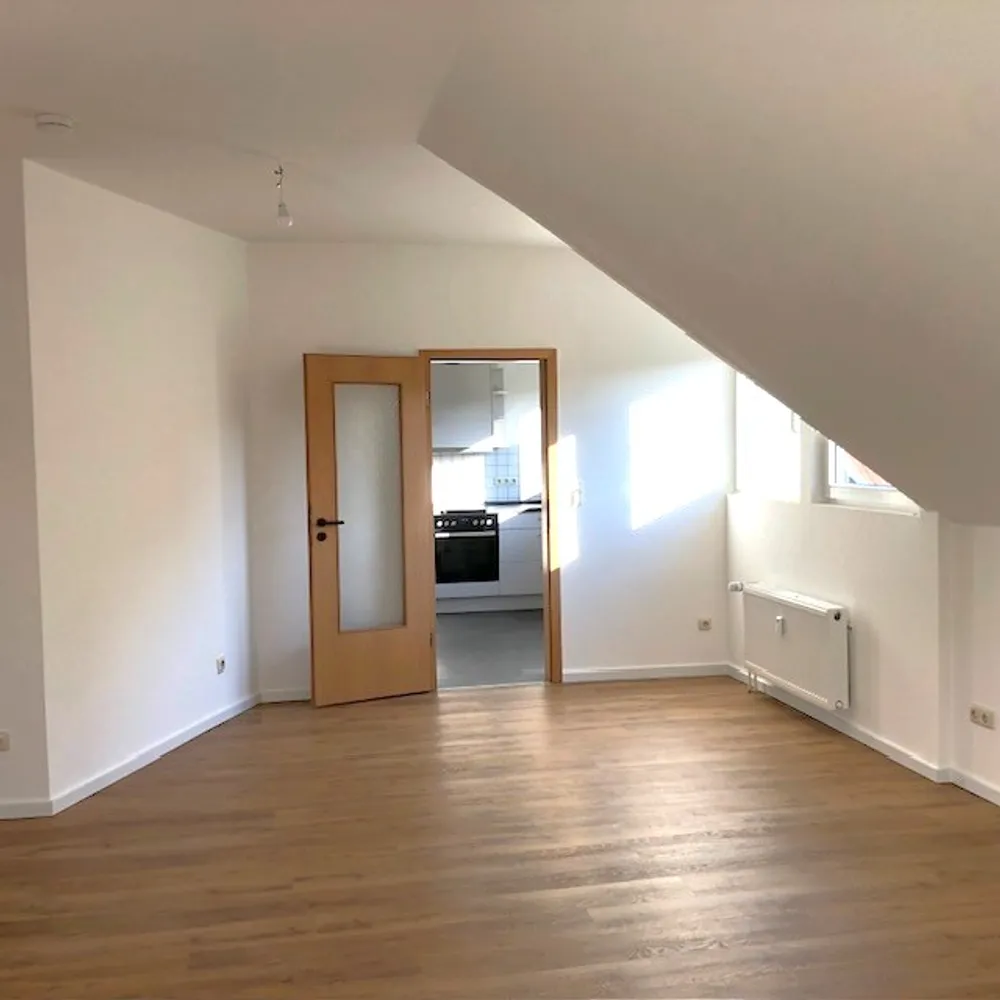 3 Zimmer Wohnung mit 95 m² in Celle – Bild 2