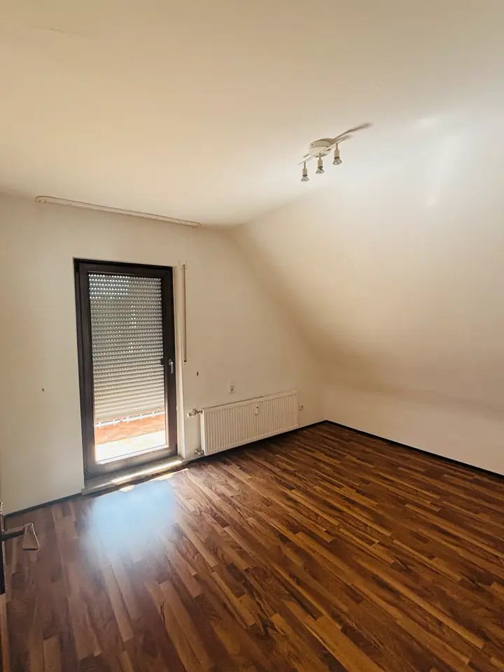 3 Zimmer Wohnung mit 89 m² in Erlangen – Bild 2