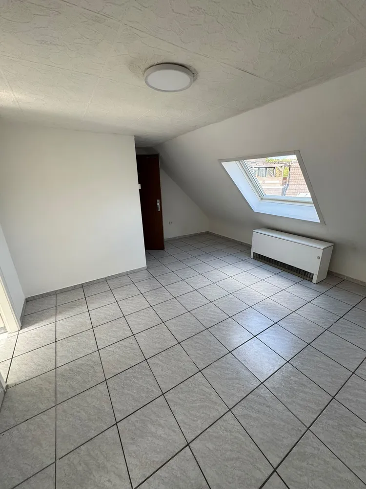 1 Zimmer Wohnung mit 31 m² in Köln – Bild 6