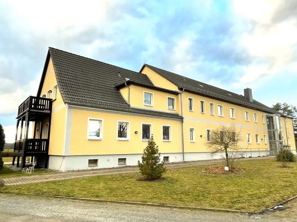 2 Zimmer Wohnung mit 35 m² in Hoyerswerda – Bild 2