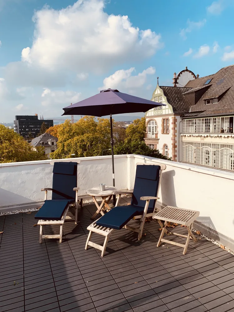 2 Zimmer Wohnung mit 76 m² in Wiesbaden – Bild 9